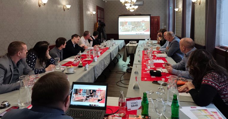 blog-fokuszban-az-online-megjelenes